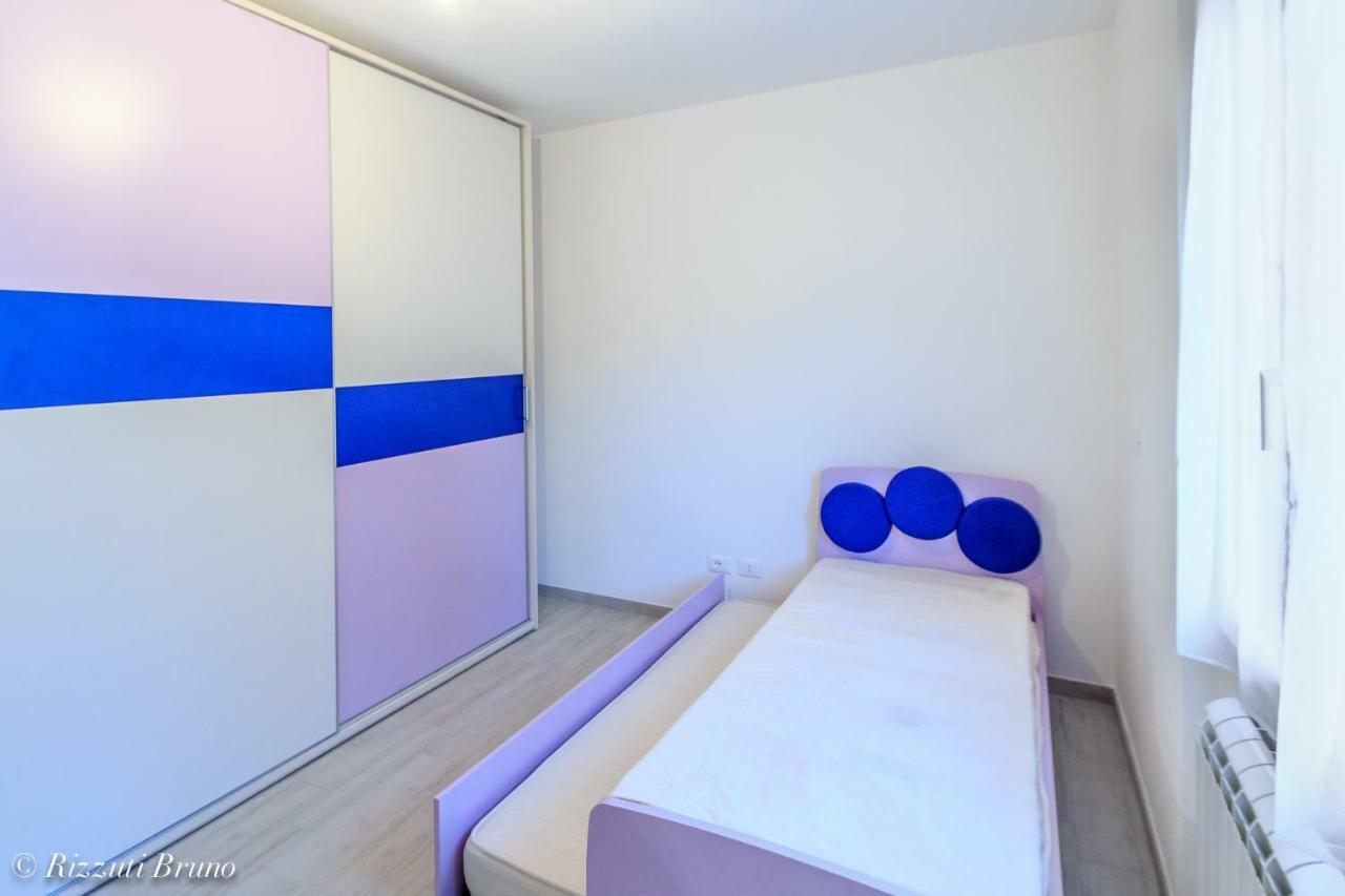 Appartamento Ristrutturato A Nuovo !!! Varazze Exterior foto